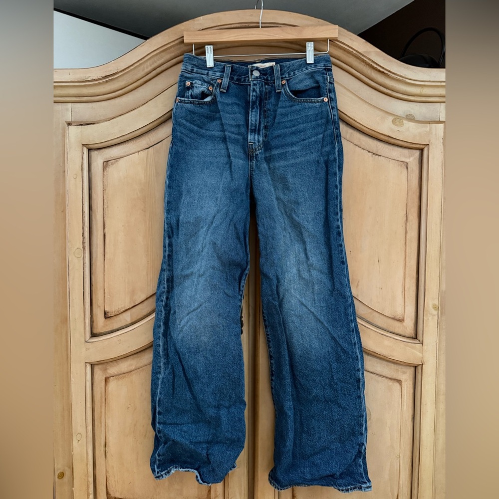 Levi’s Ribcage Wide Leg Jeans
